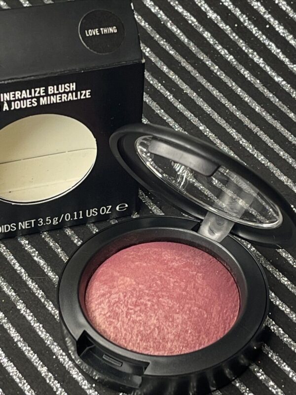 Mineralize Blush 3.2g (LOVE THING) BLUSH ON